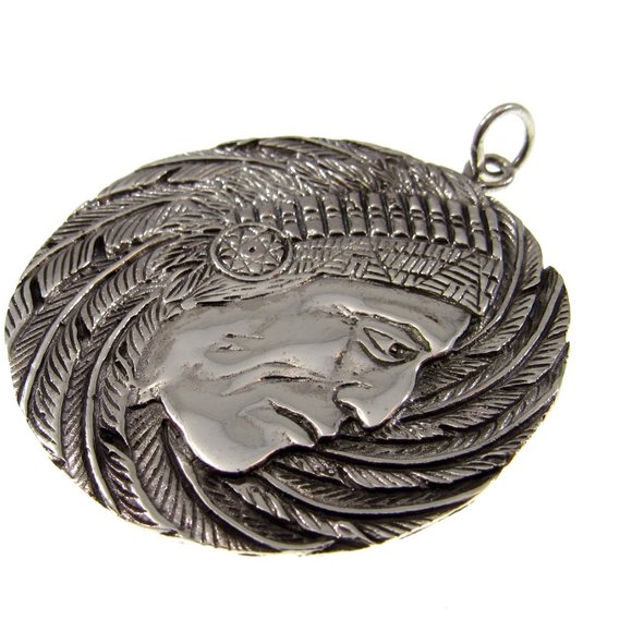 Handcrafted Solid 925 Sterling Silver Large Indian Chief with Headdress Pendant - Picture 5 of 6